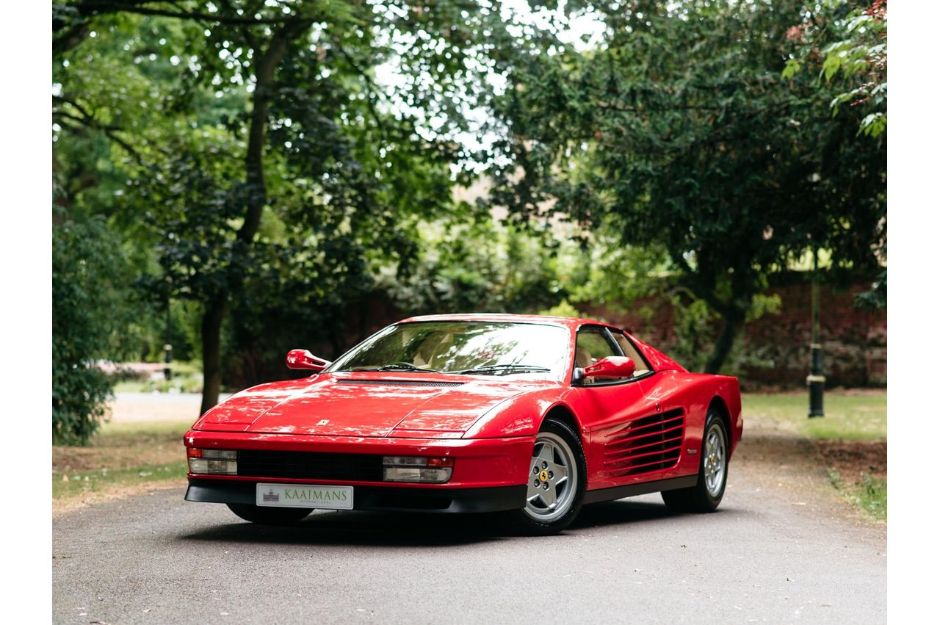 FERRARI TESTAROSSA