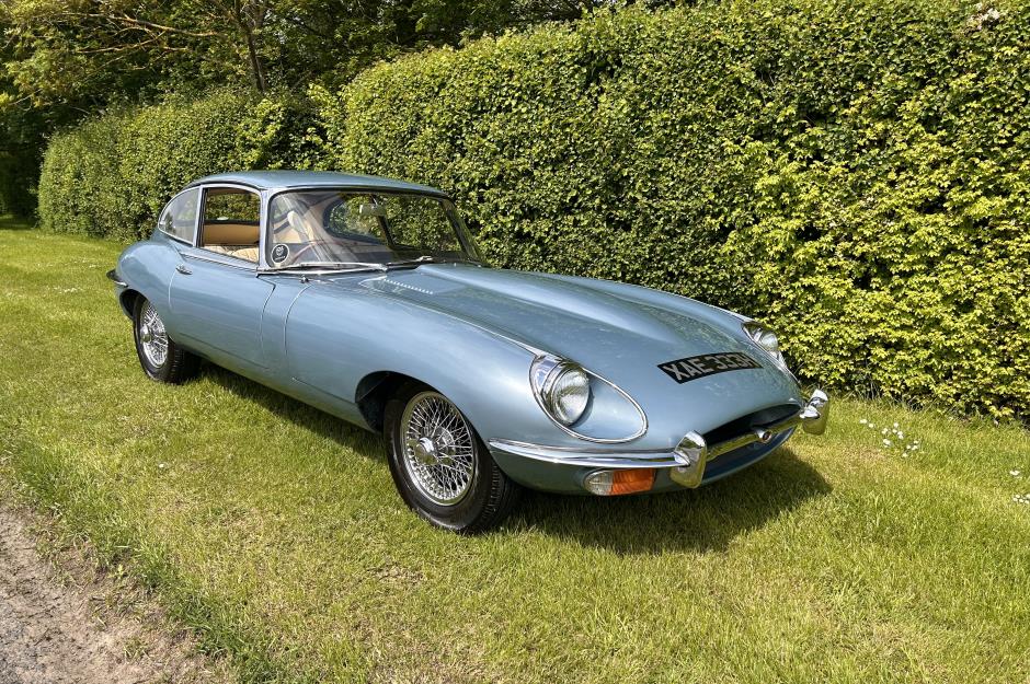 JAGUAR E TYPE