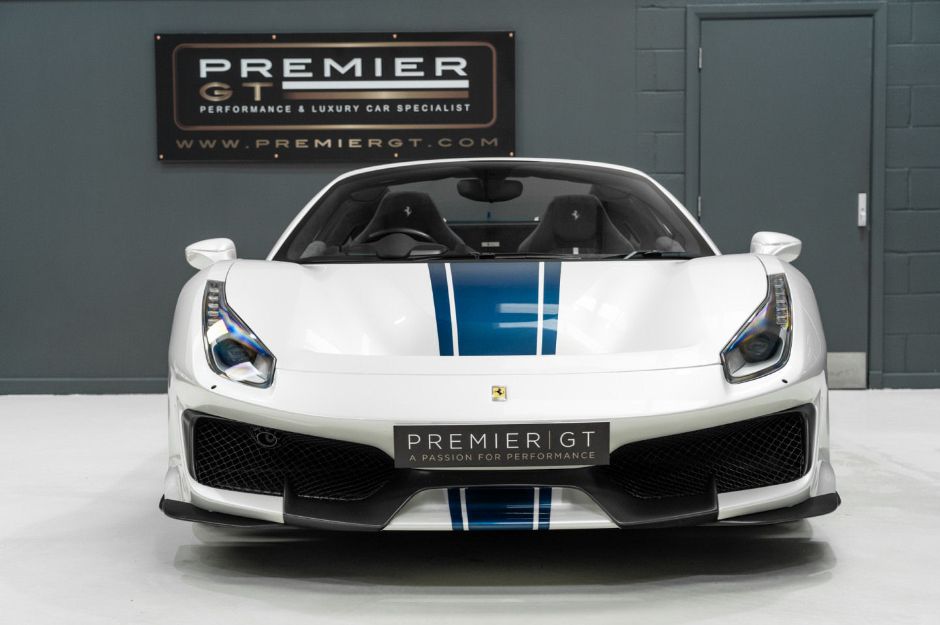 FERRARI 488 PISTA