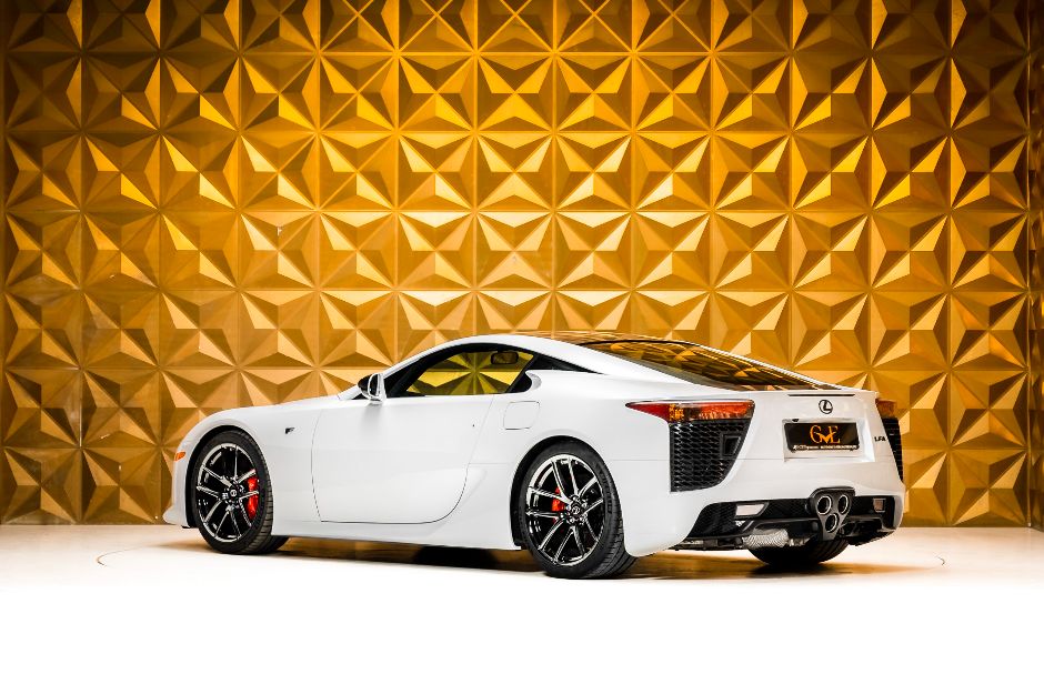 LEXUS LFA