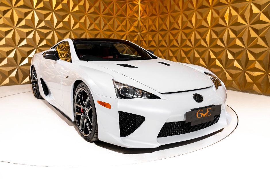 LEXUS LFA