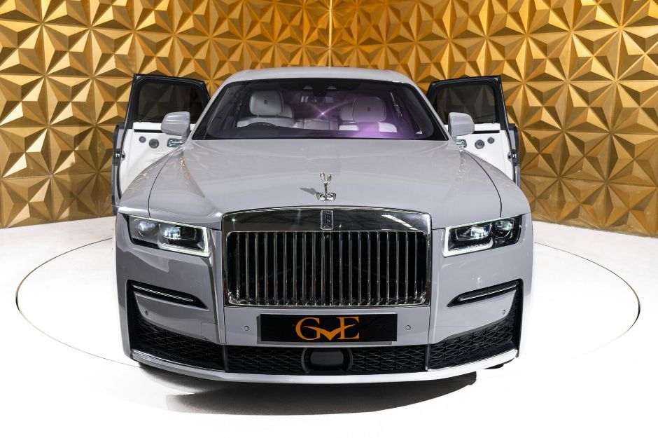 ROLLS-ROYCE GHOST V12