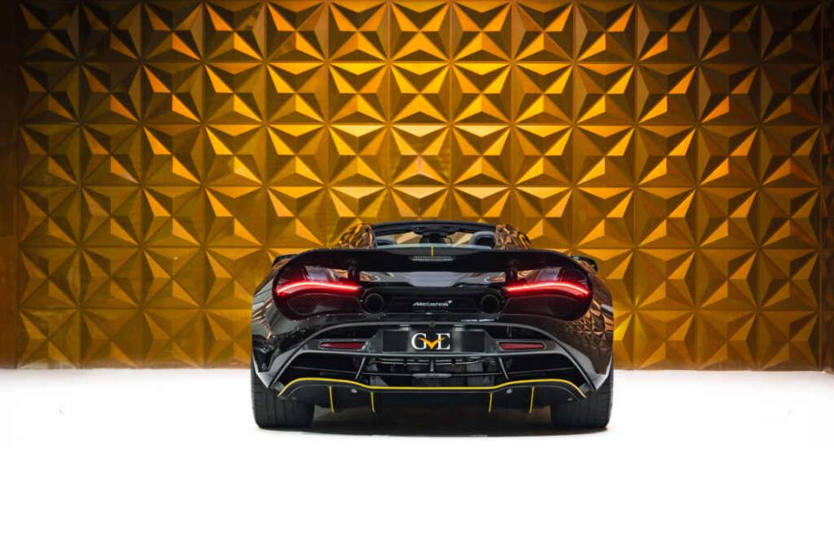 MCLAREN 720S