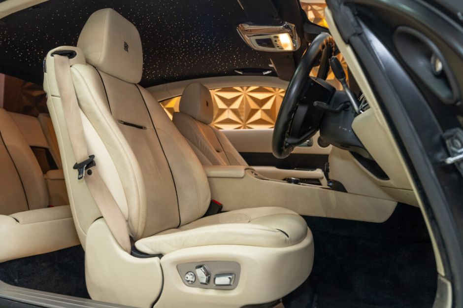 ROLLS-ROYCE WRAITH