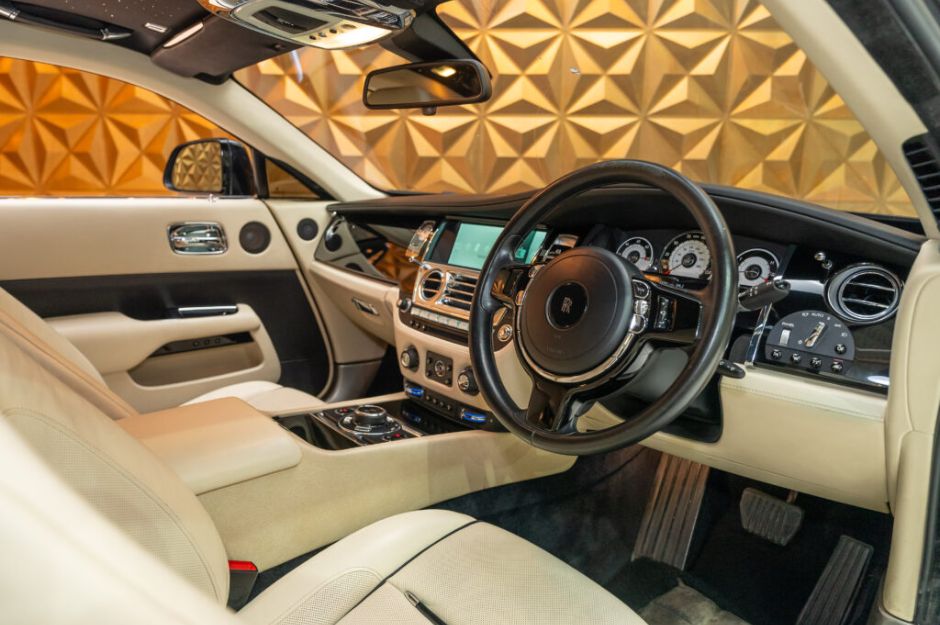 ROLLS-ROYCE WRAITH