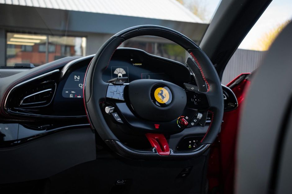 FERRARI PUROSANGUE