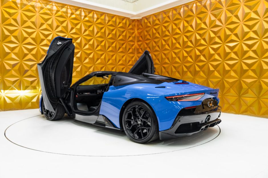 MASERATI MC20