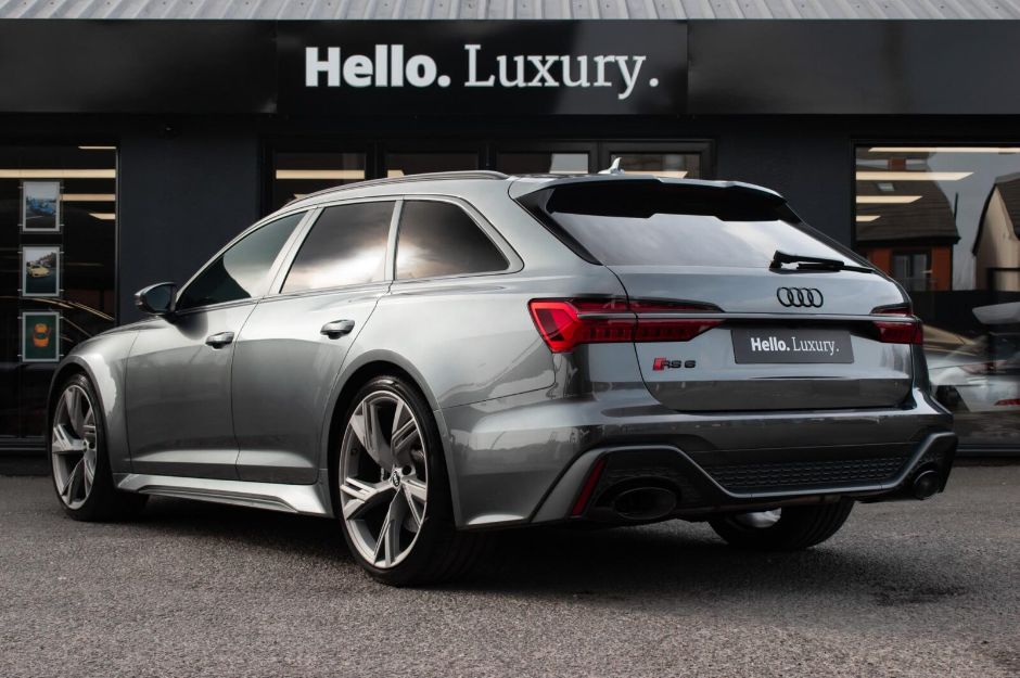 AUDI RS6
