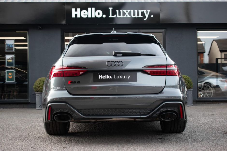 AUDI RS6