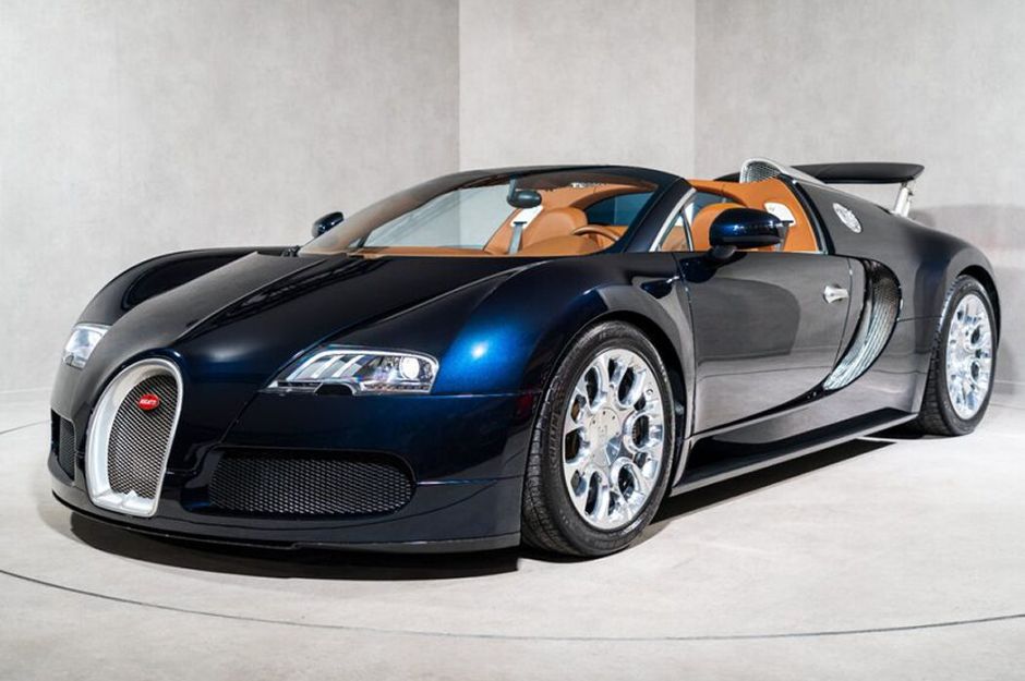 BUGATTI VEYRON