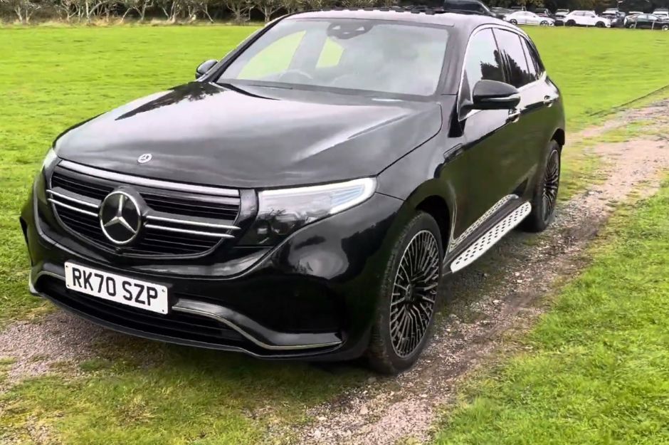 MERCEDES-BENZ EQC 400 AMG LINE PREMIUM 4M