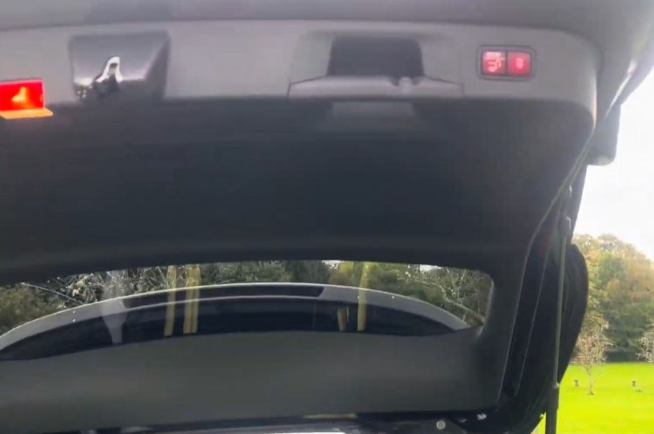 MERCEDES-BENZ EQC 400 AMG LINE PREMIUM 4M