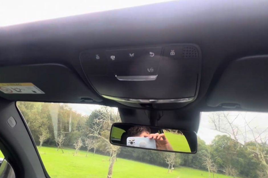 MERCEDES-BENZ EQC 400 AMG LINE PREMIUM 4M