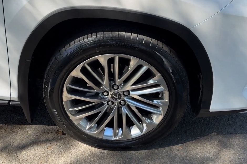 LEXUS RXL 450H TAKUMI CVT