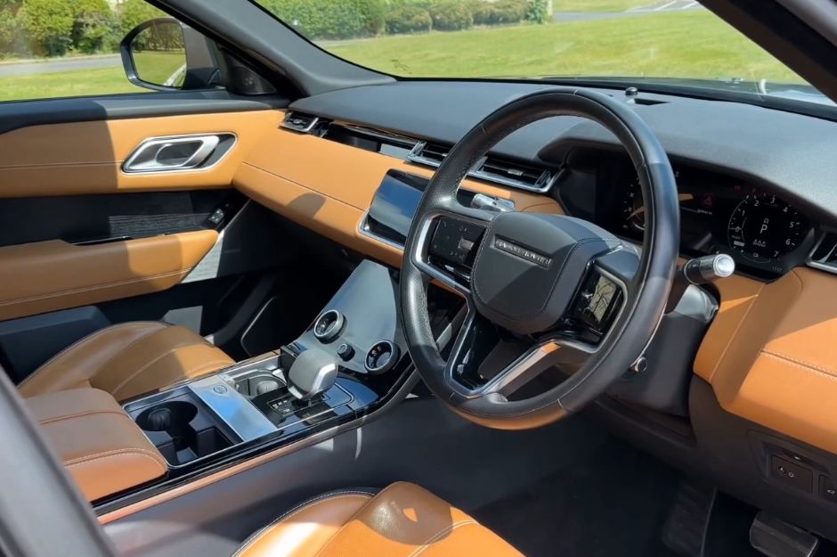 LAND ROVER R ROVER VELAR R-DYN HSE PHEV A