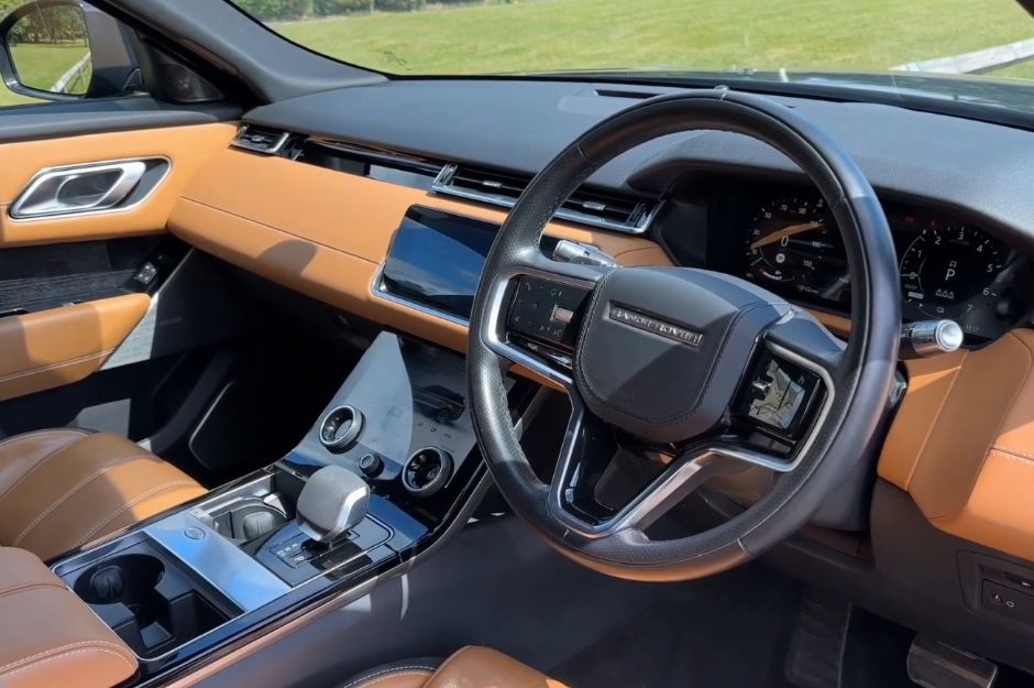 LAND ROVER R ROVER VELAR R-DYN HSE PHEV A