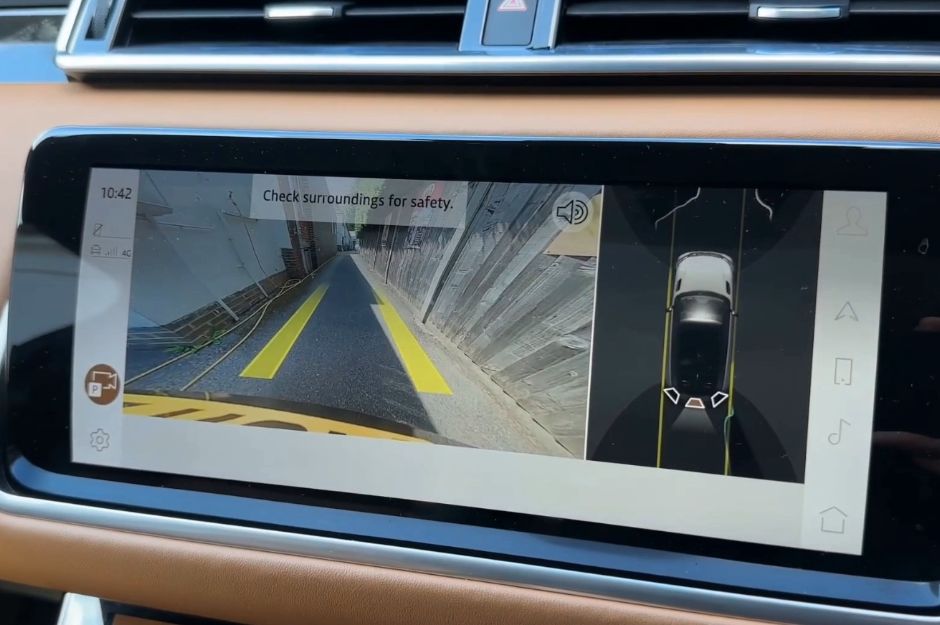 LAND ROVER R ROVER VELAR R-DYN HSE PHEV A