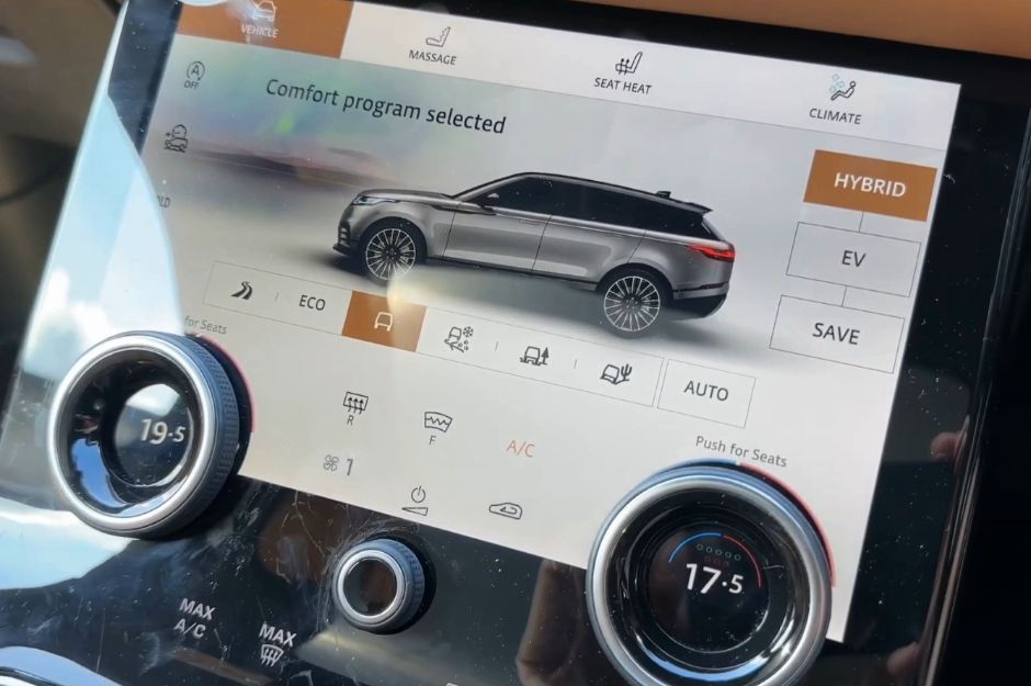 LAND ROVER R ROVER VELAR R-DYN HSE PHEV A