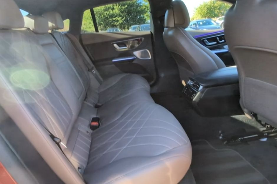 MERCEDES-BENZ EQE 350+ EXCLUSIVE LUXURY