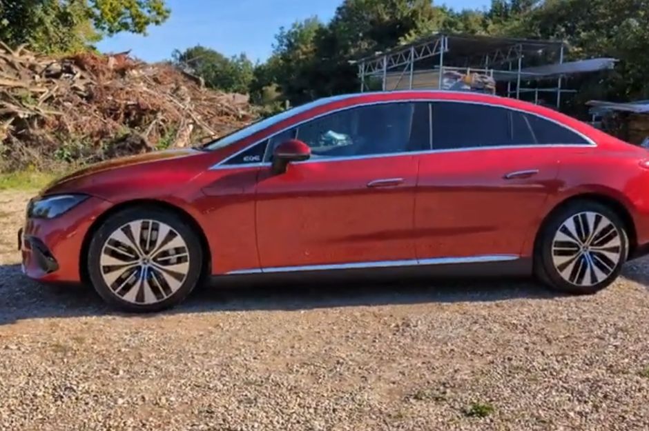 MERCEDES-BENZ EQE 350+ EXCLUSIVE LUXURY