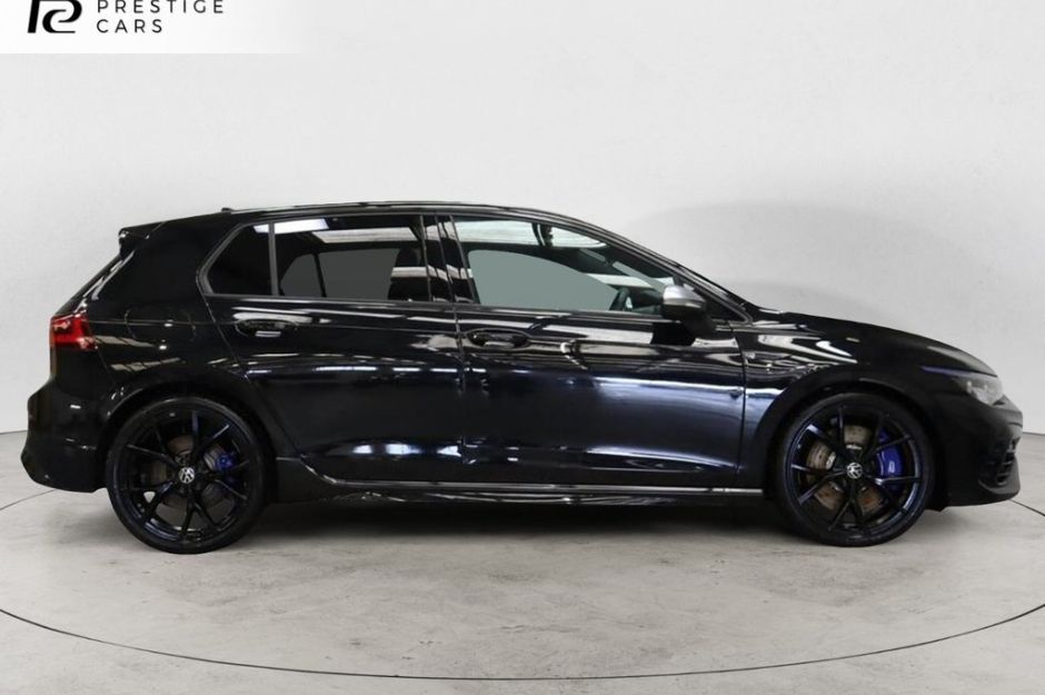 VOLKSWAGEN GOLF TSI R