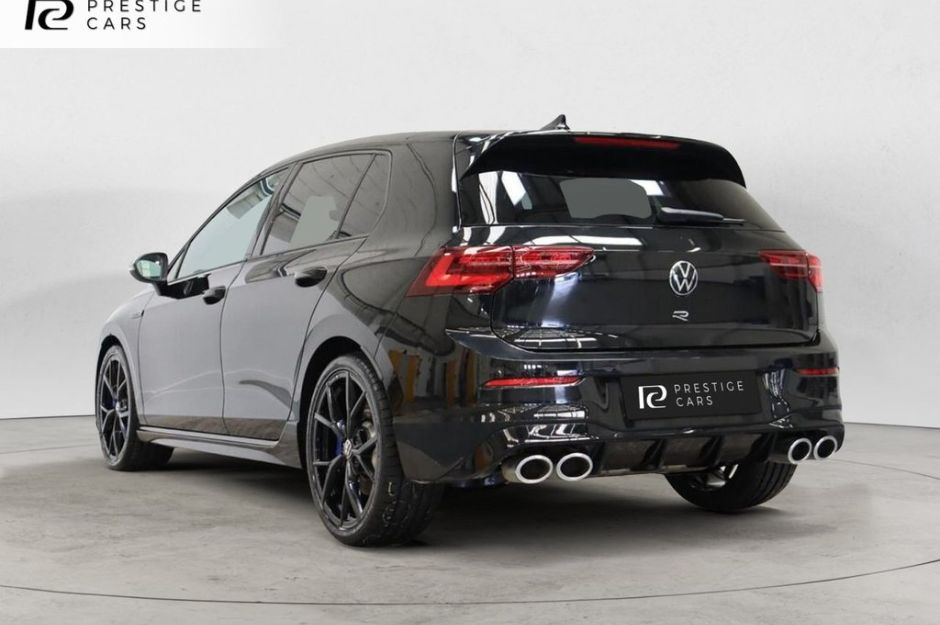 VOLKSWAGEN GOLF TSI R