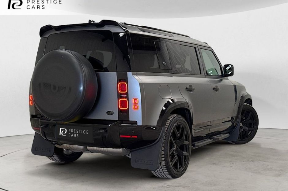 LAND ROVER DEFENDER D300