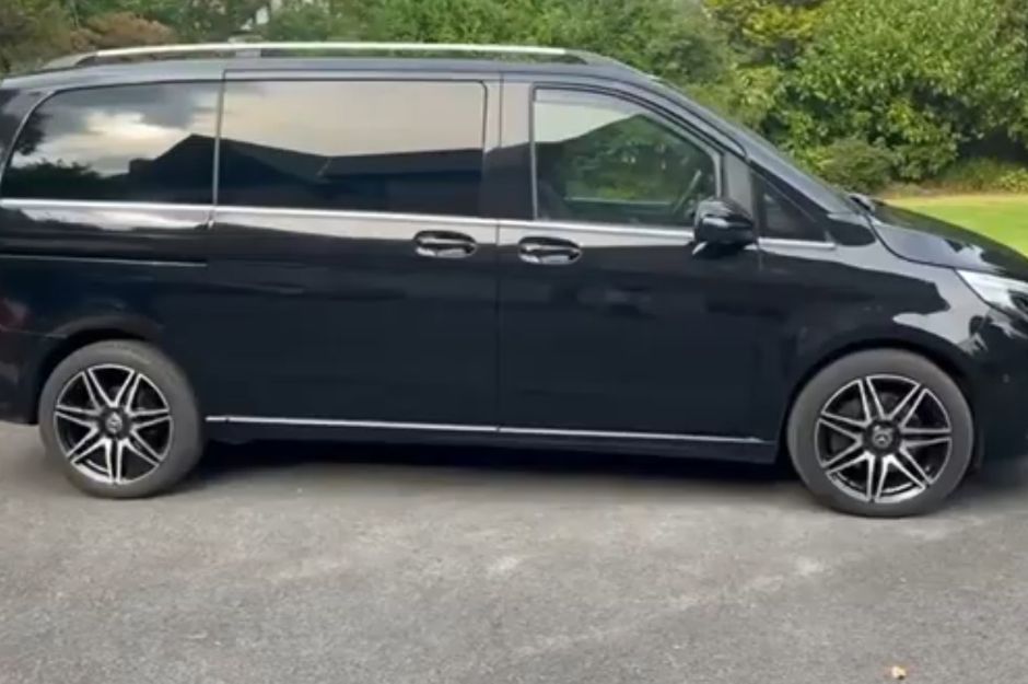 MERCEDES-BENZ V 250 AMG LINE D AUTO