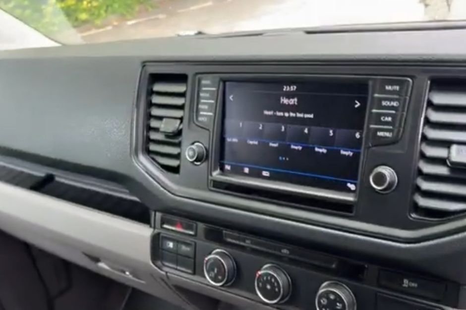 VOLKSWAGEN CRAFTER CR35 TRENDLINE TDI