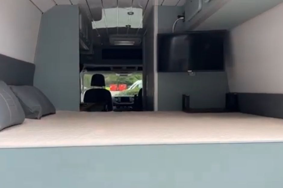 VOLKSWAGEN CRAFTER CR35 TRENDLINE TDI