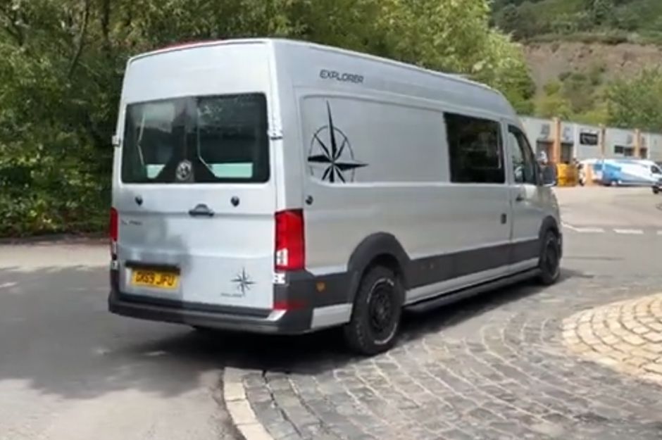 VOLKSWAGEN CRAFTER CR35 TRENDLINE TDI