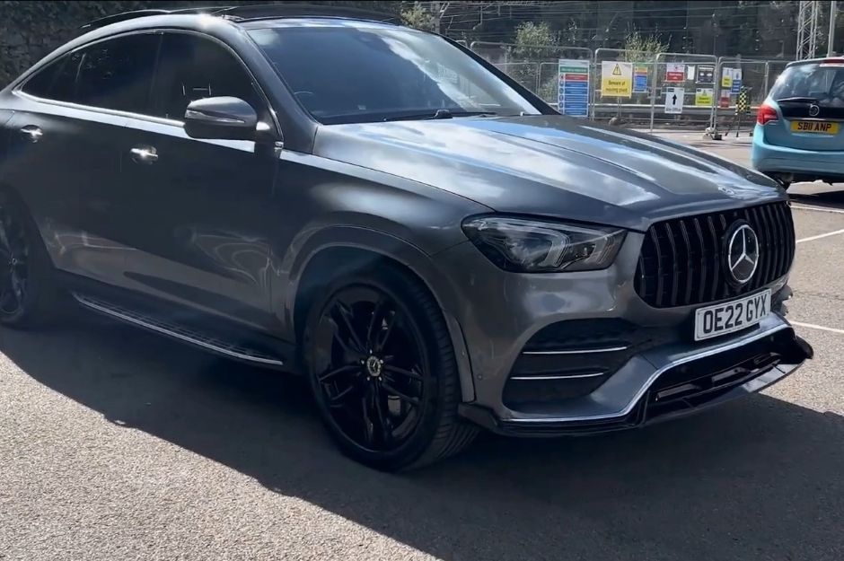 MERCEDES-BENZ GLE 400 AMG LINE PREM + D 4M A