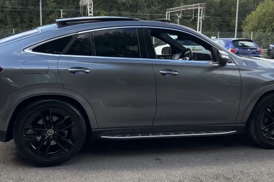 MERCEDES-BENZ GLE 400 AMG LINE PREM + D 4M A