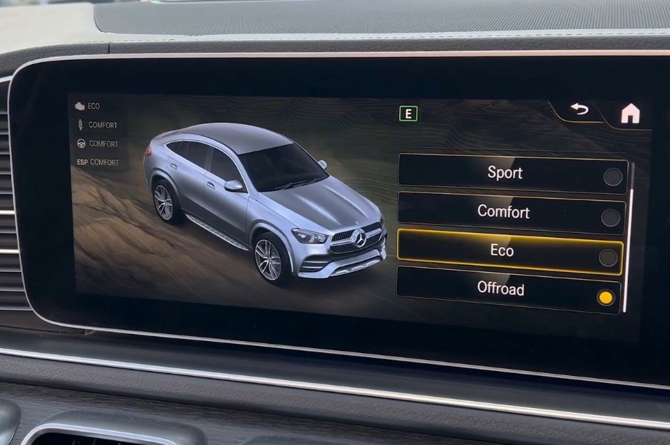 MERCEDES-BENZ GLE 400 AMG LINE PREM + D 4M A