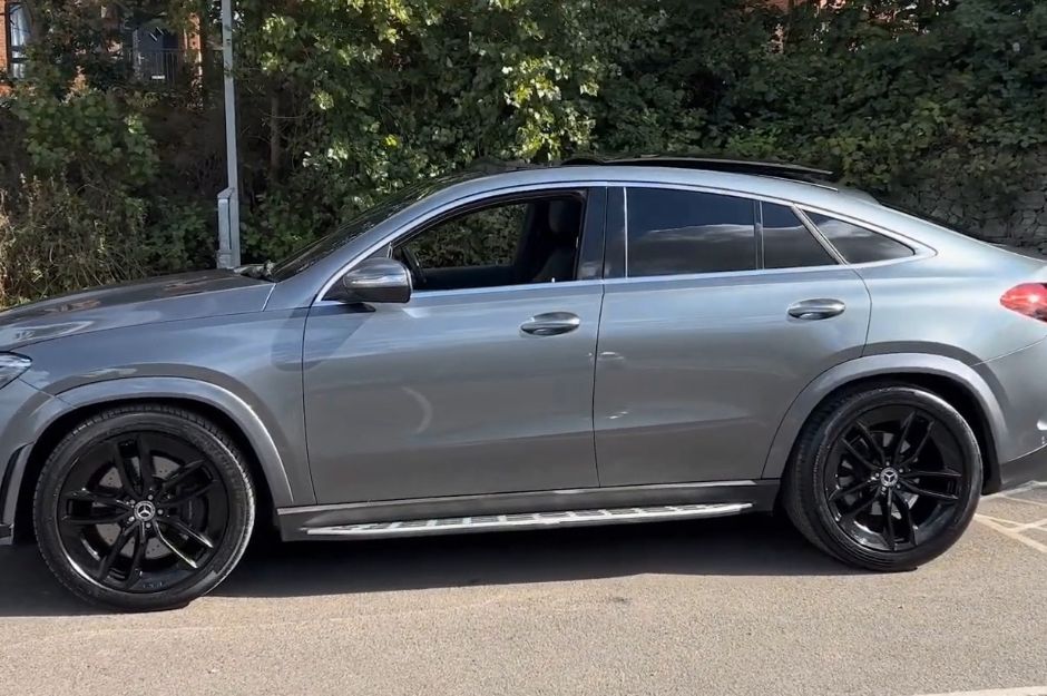 MERCEDES-BENZ GLE 400 AMG LINE PREM + D 4M A