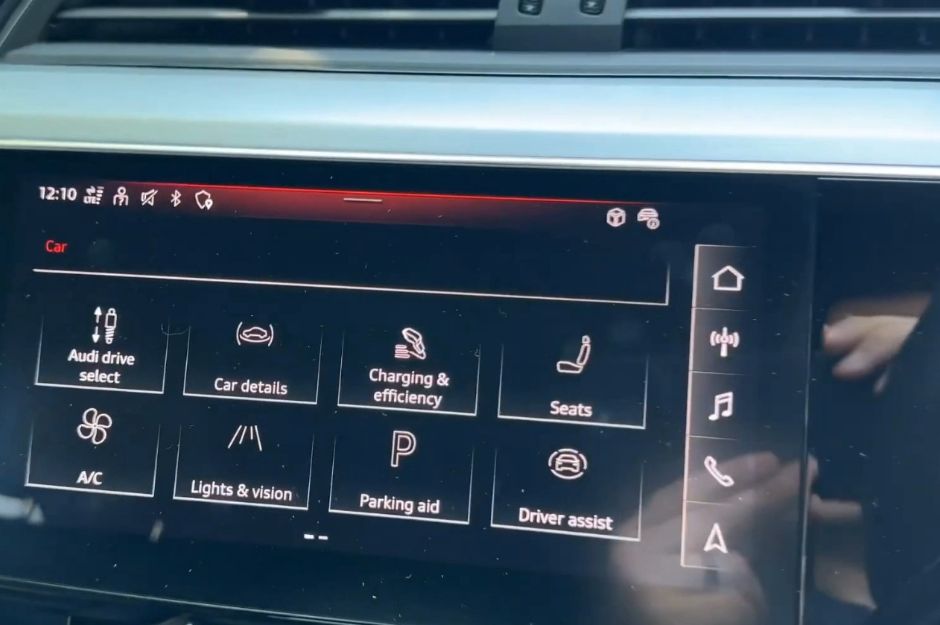 AUDI E-TRON BLACK EDITION 50 QUAT