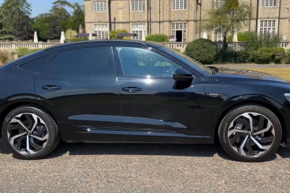 AUDI E-TRON BLACK EDITION 50 QUAT