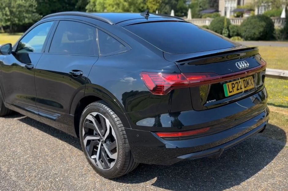 AUDI E-TRON BLACK EDITION 50 QUAT